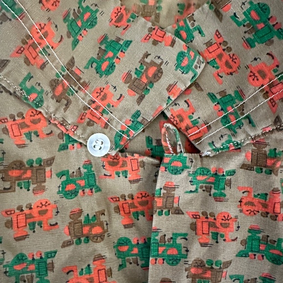 Vintage 1950s Train Print Button Up Short Sleeve Shirt - Picture 7 of 9